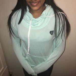 scoop neck hoodie !!